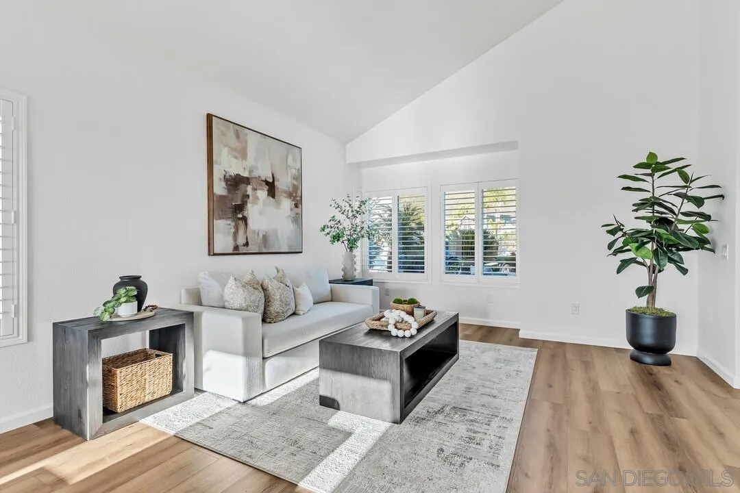 10028 Branford Rd