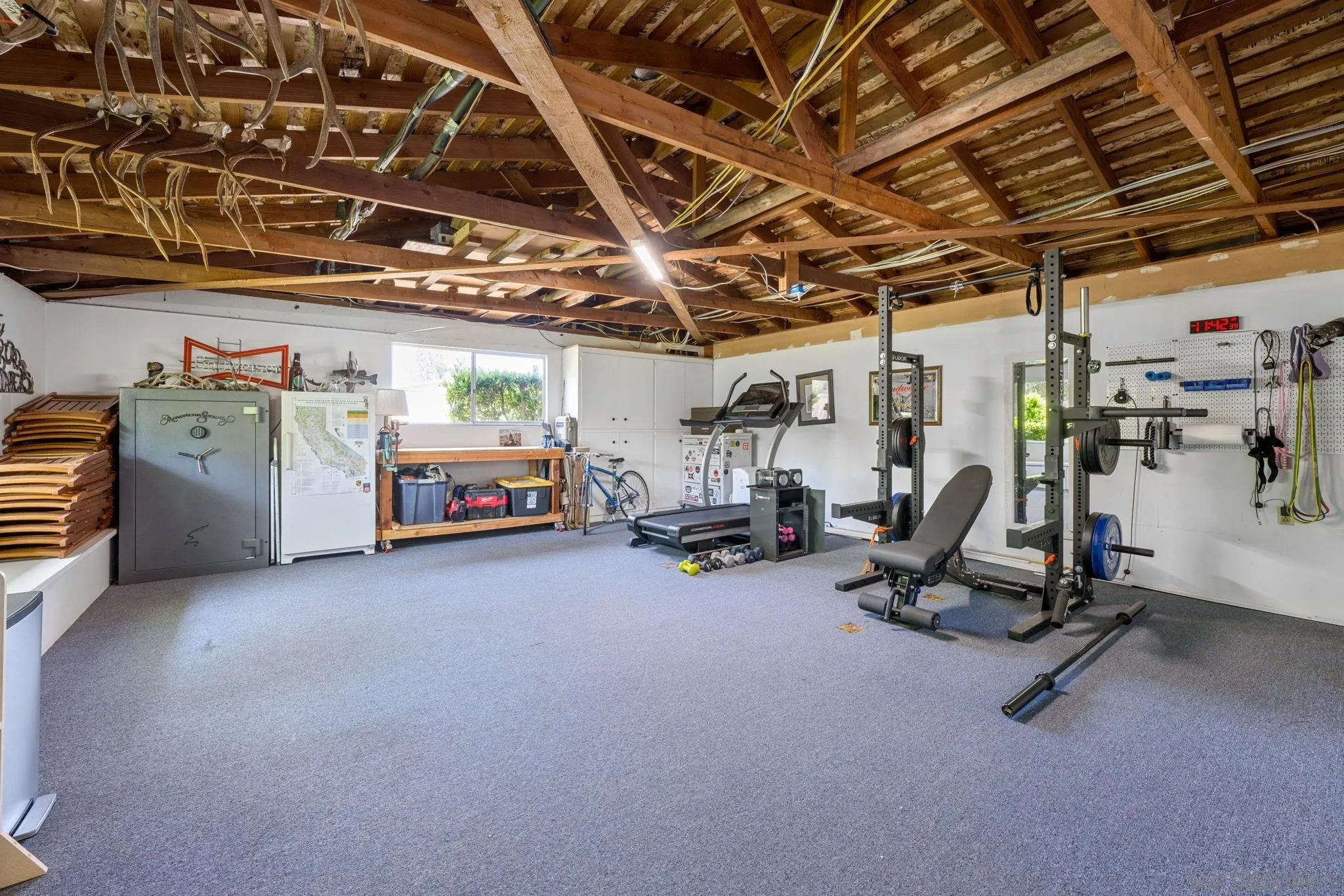 10933 Sunray Pl