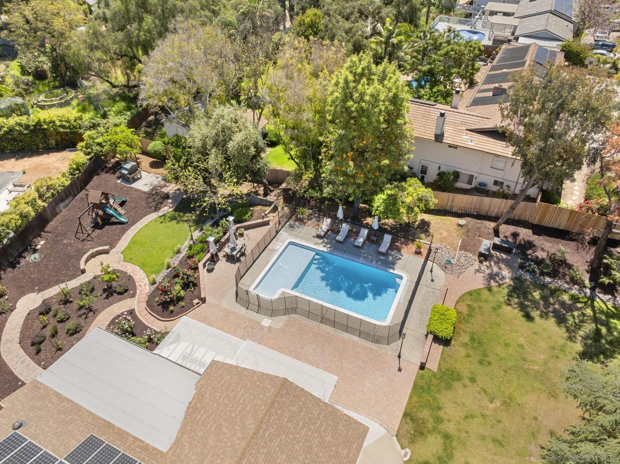 10933 Sunray Pl