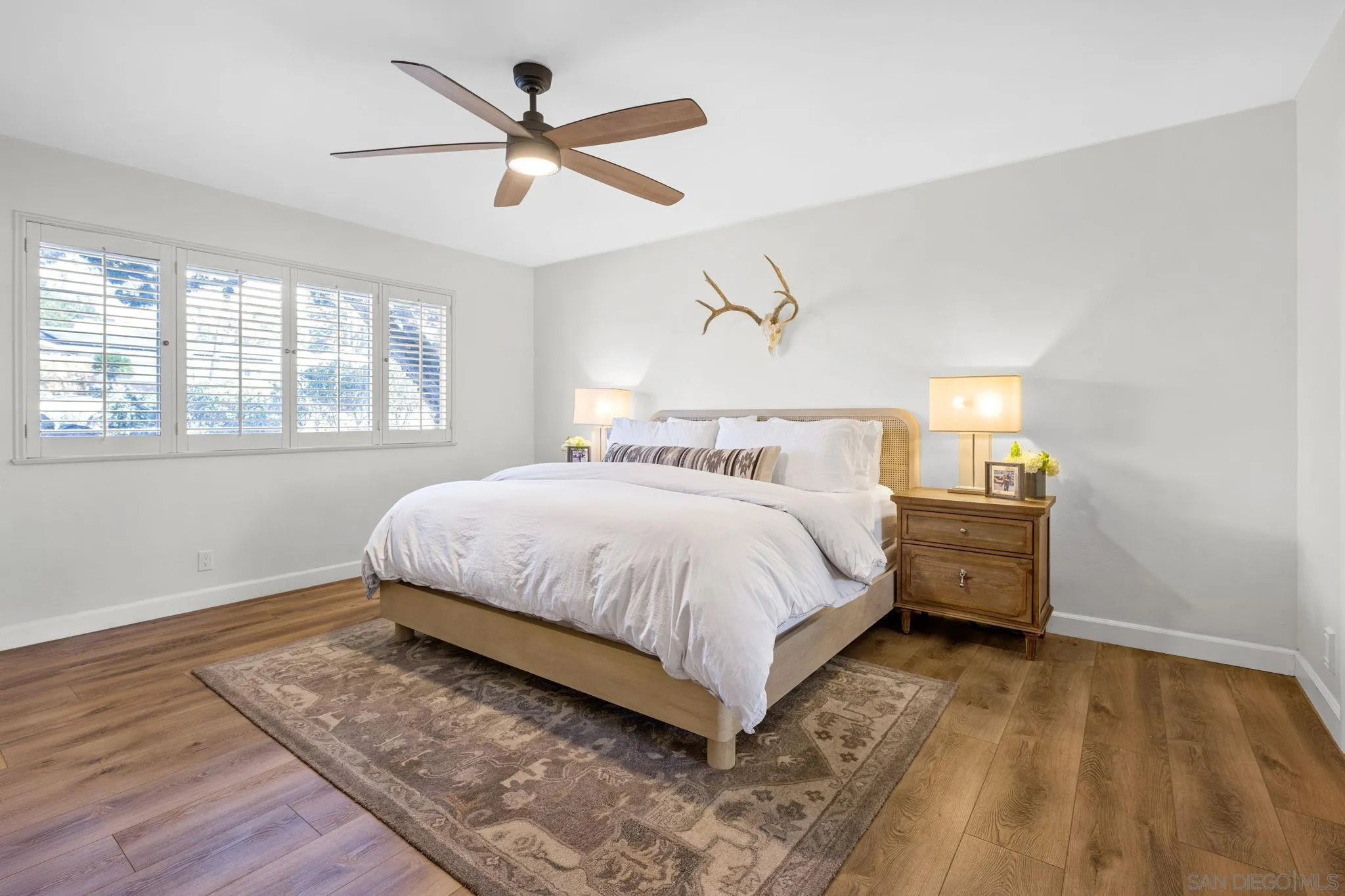 10933 Sunray Pl