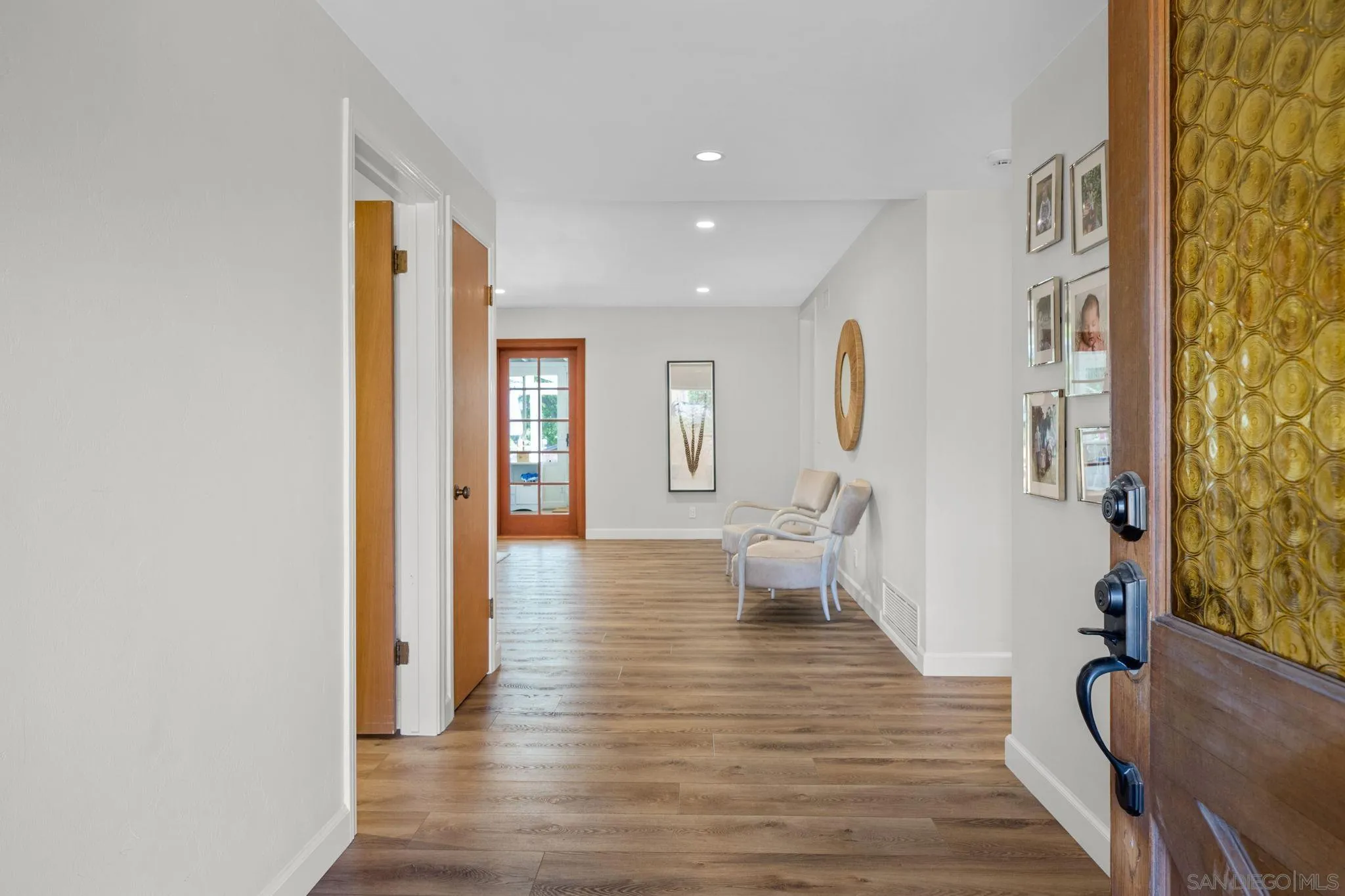 10933 Sunray Pl