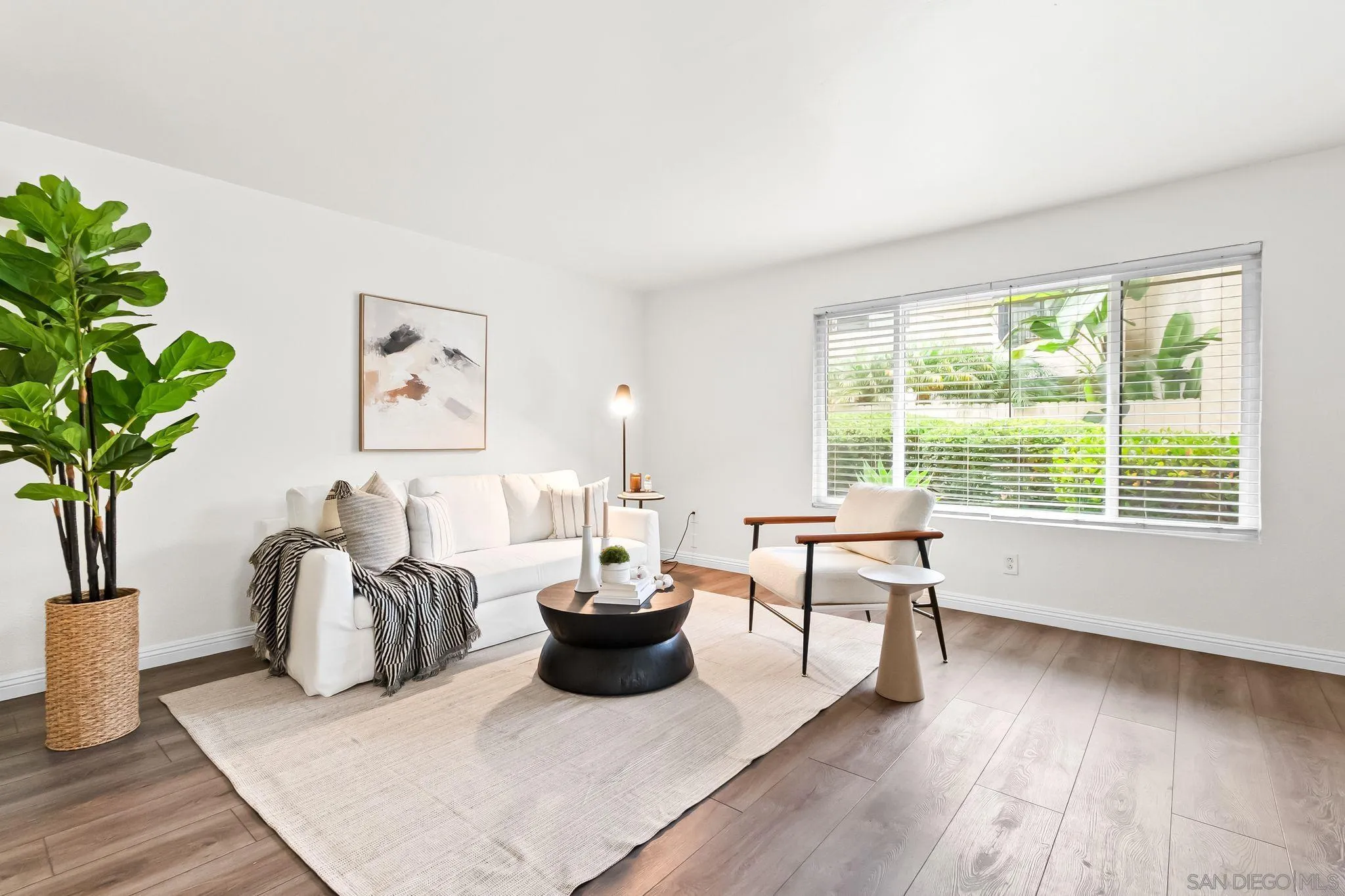 4235 Asher St Unit 14