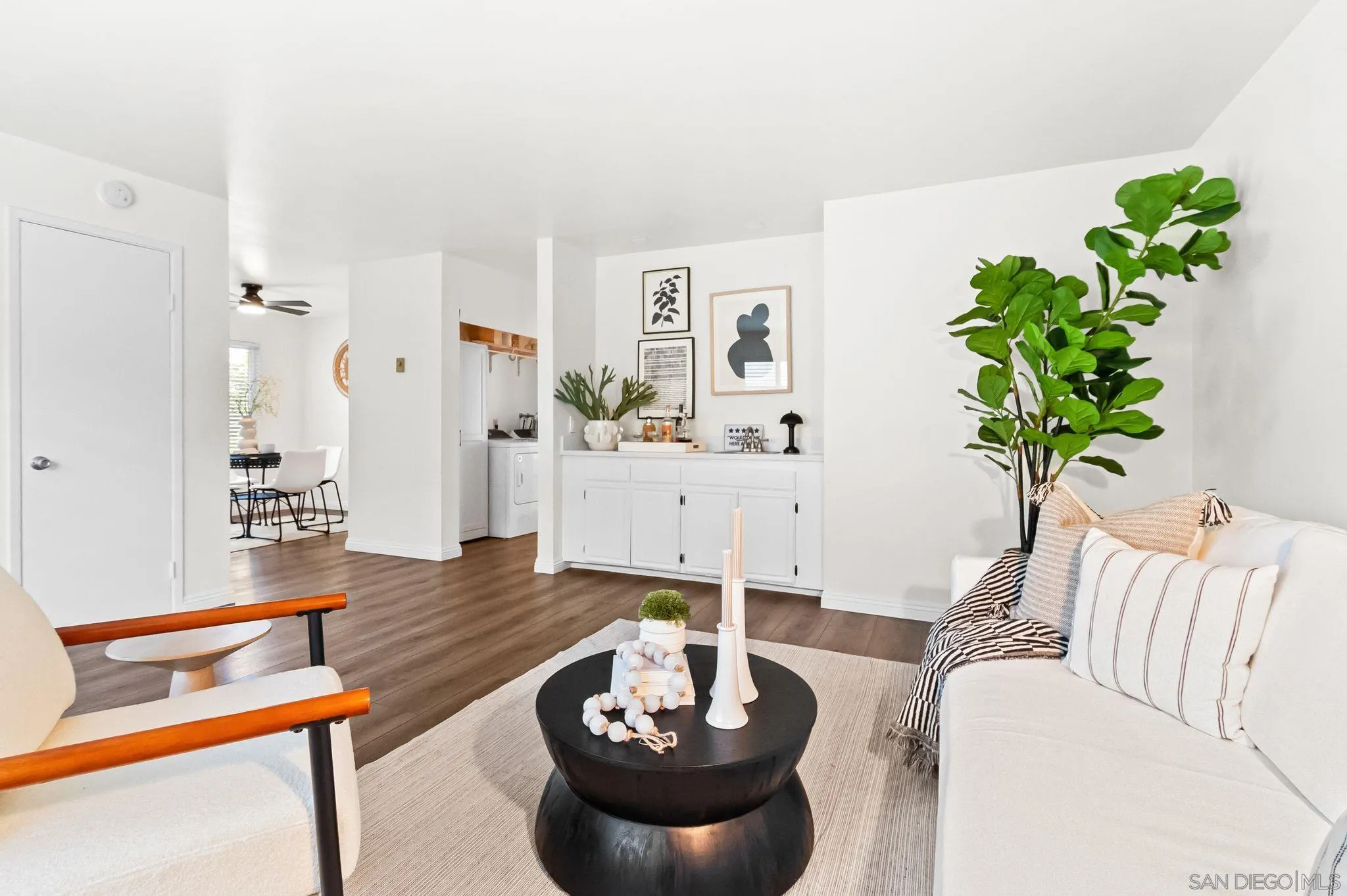 4235 Asher St Unit 14