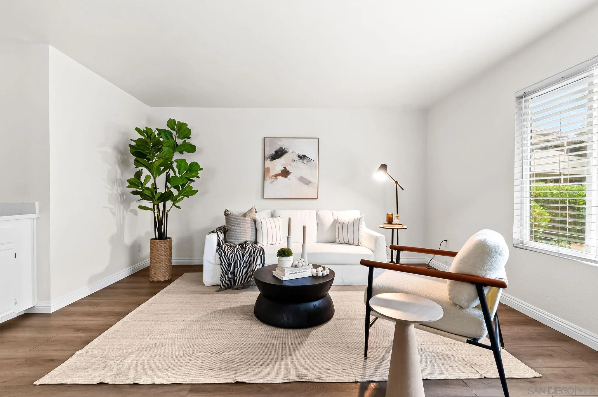 4235 Asher St Unit 14
