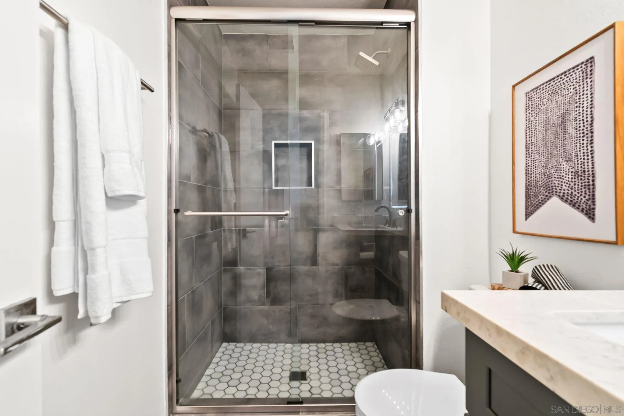 4235 Asher St Unit 14