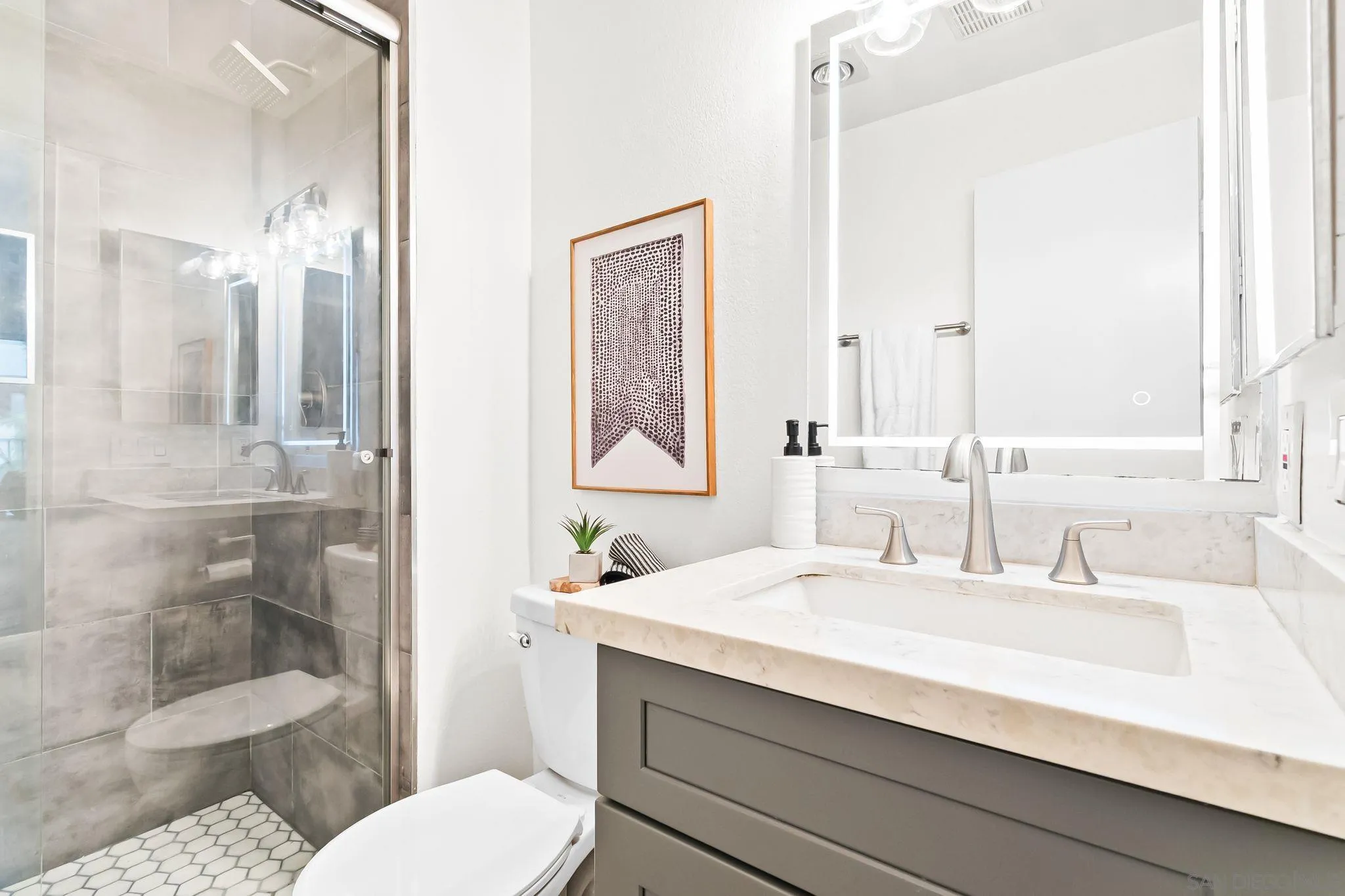 4235 Asher St Unit 14