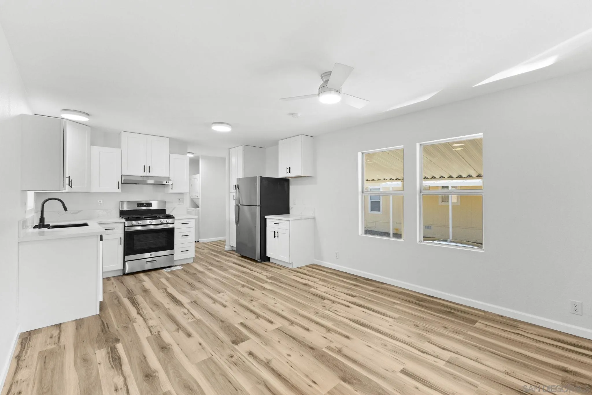450 E Bradley Ave Unit 18