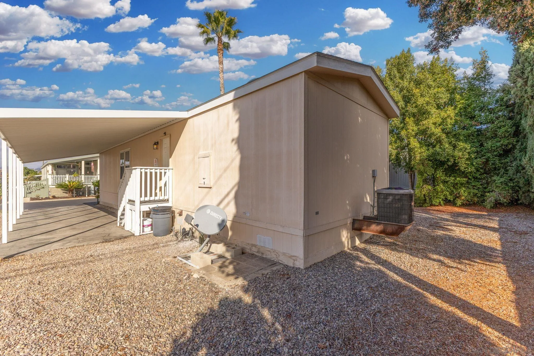 450 E Bradley Ave Unit 18