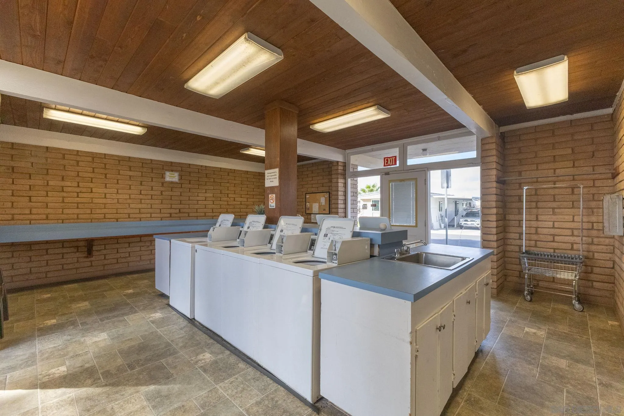 450 E Bradley Ave Unit 18