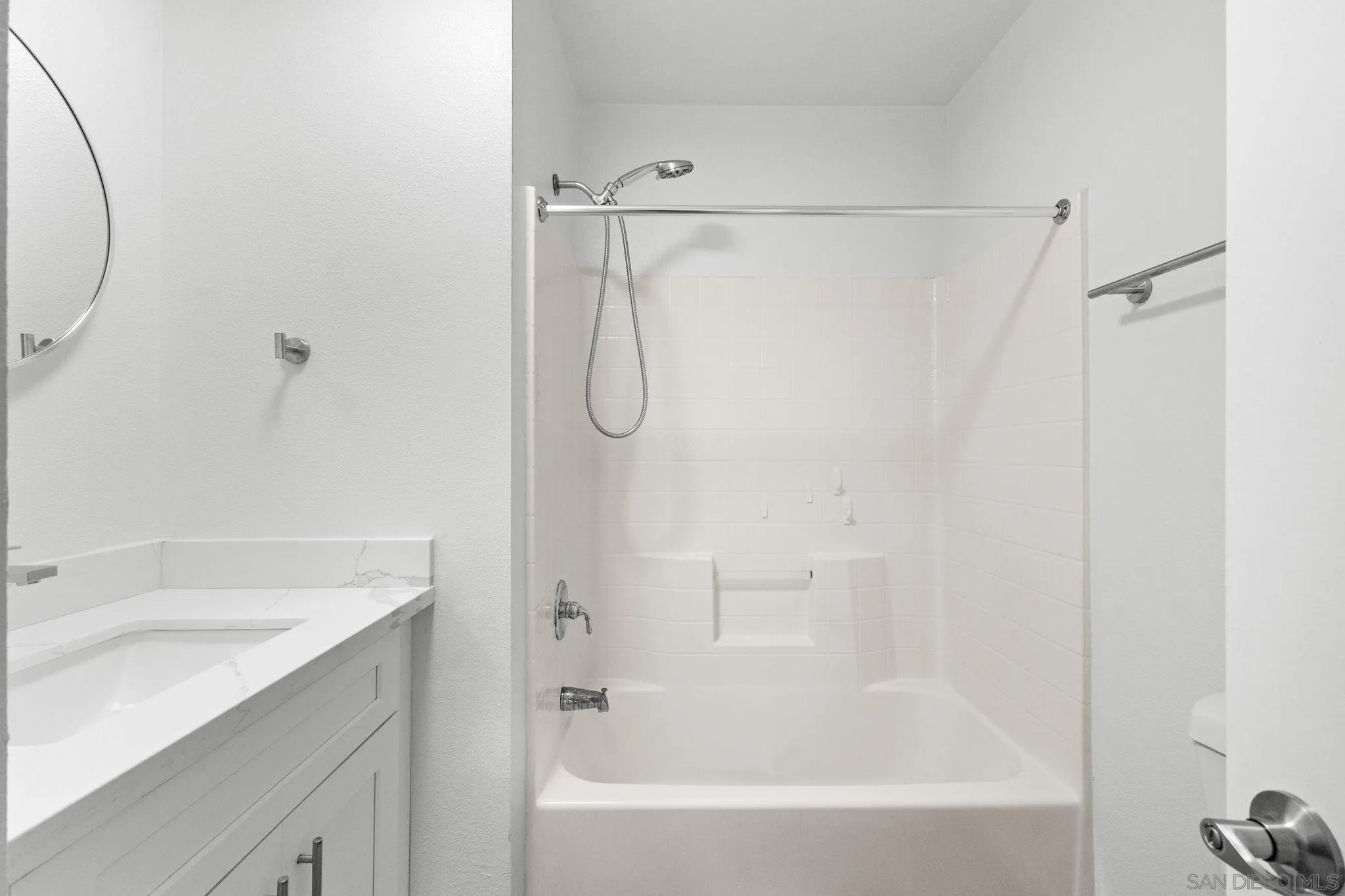 450 E Bradley Ave Unit 18