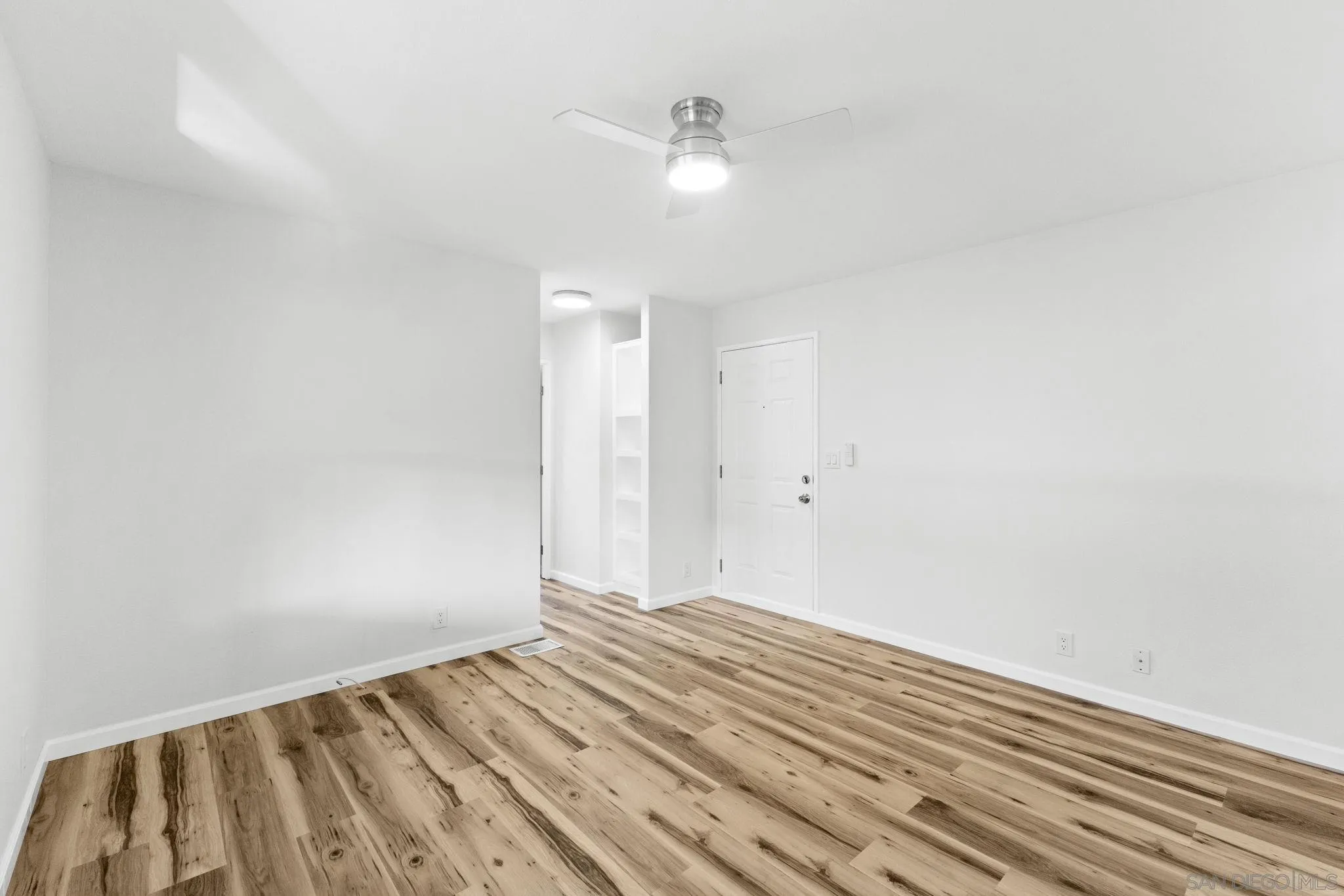 450 E Bradley Ave Unit 18