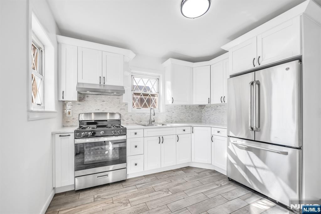 254 Roff Avenue 2
