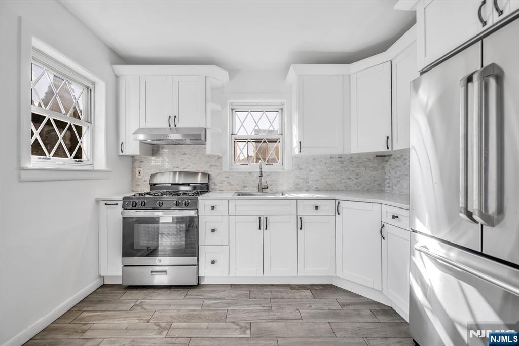 254 Roff Avenue 2