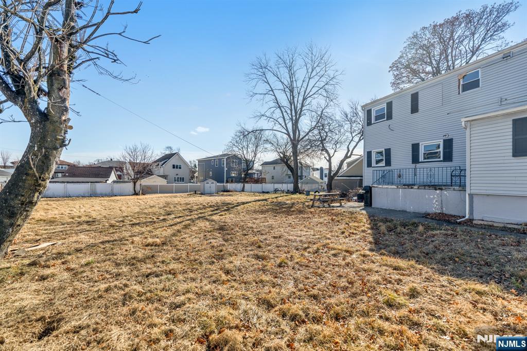 208 Riverside Avenue 2