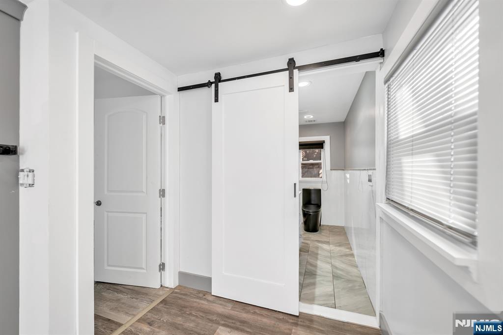 208 Riverside Avenue 2