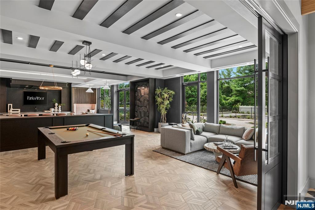 18 Park Avenue 1328