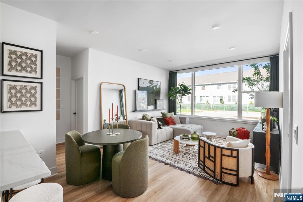 18 Park Avenue 1328