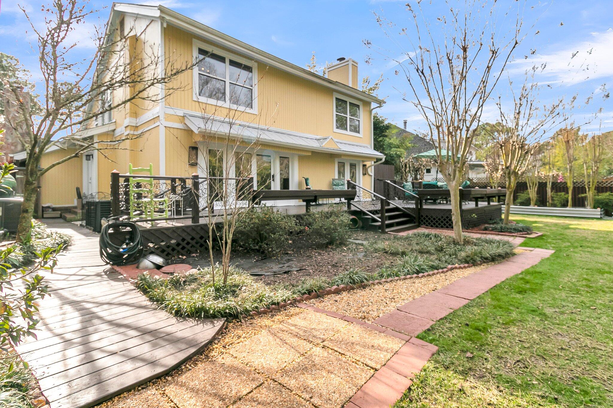 941 Law Lane
