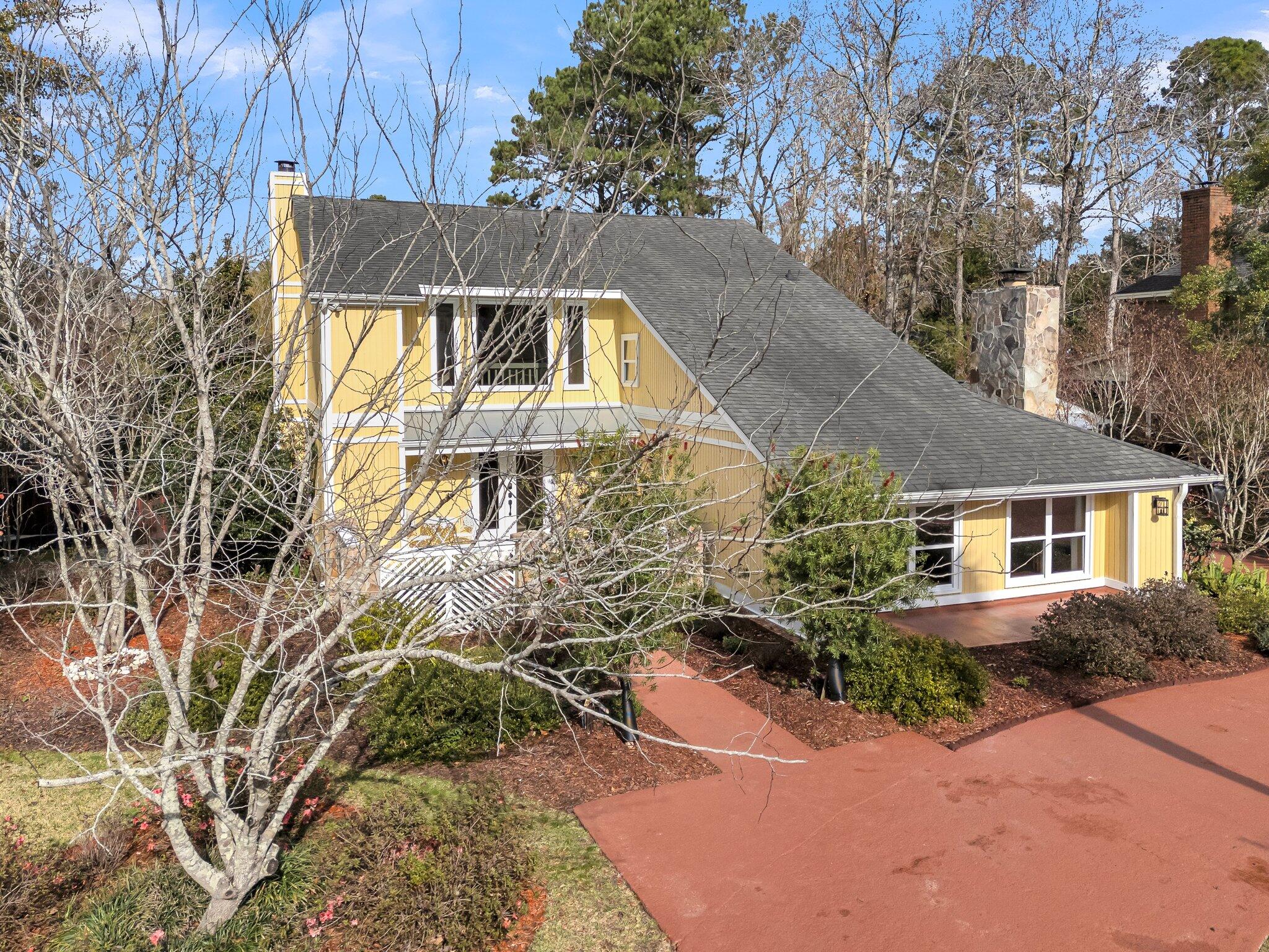 941 Law Lane