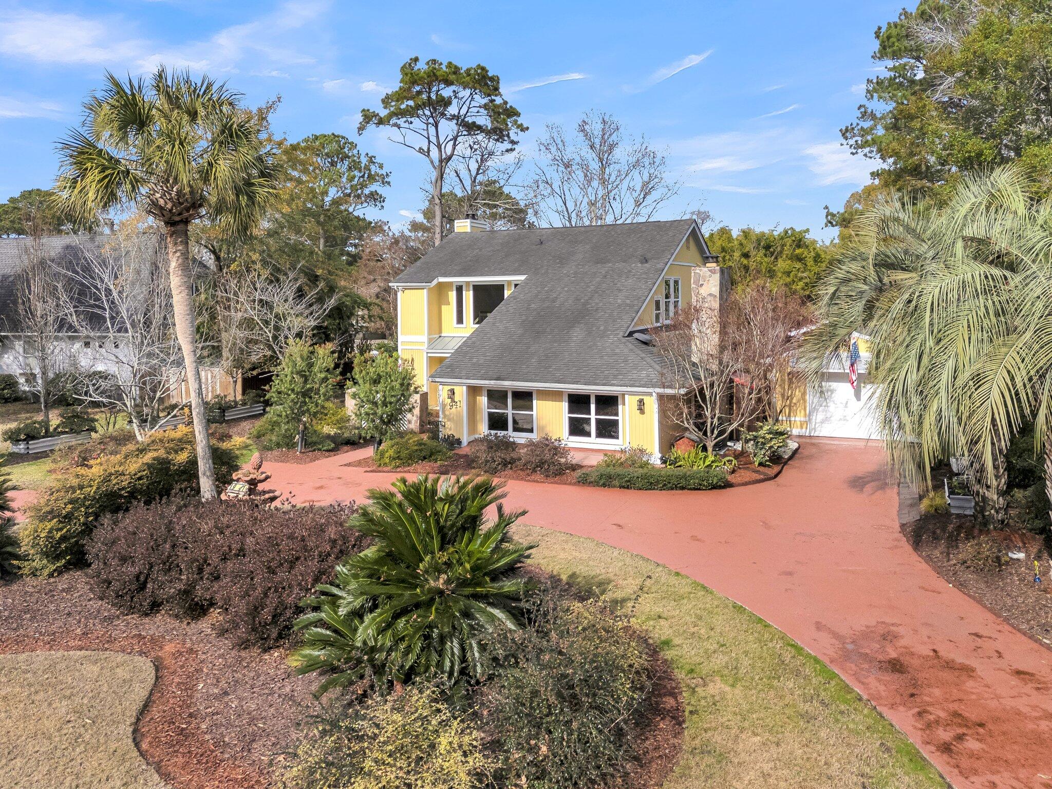 941 Law Lane