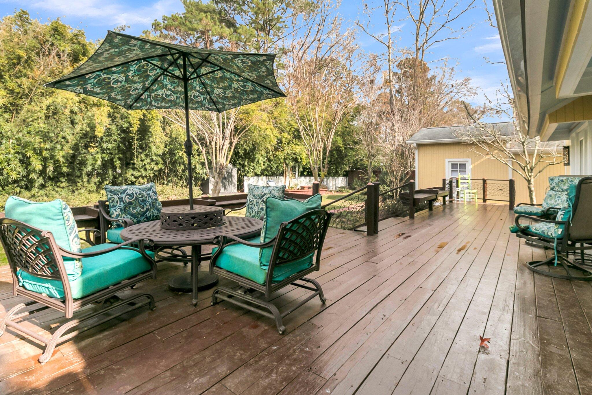 941 Law Lane