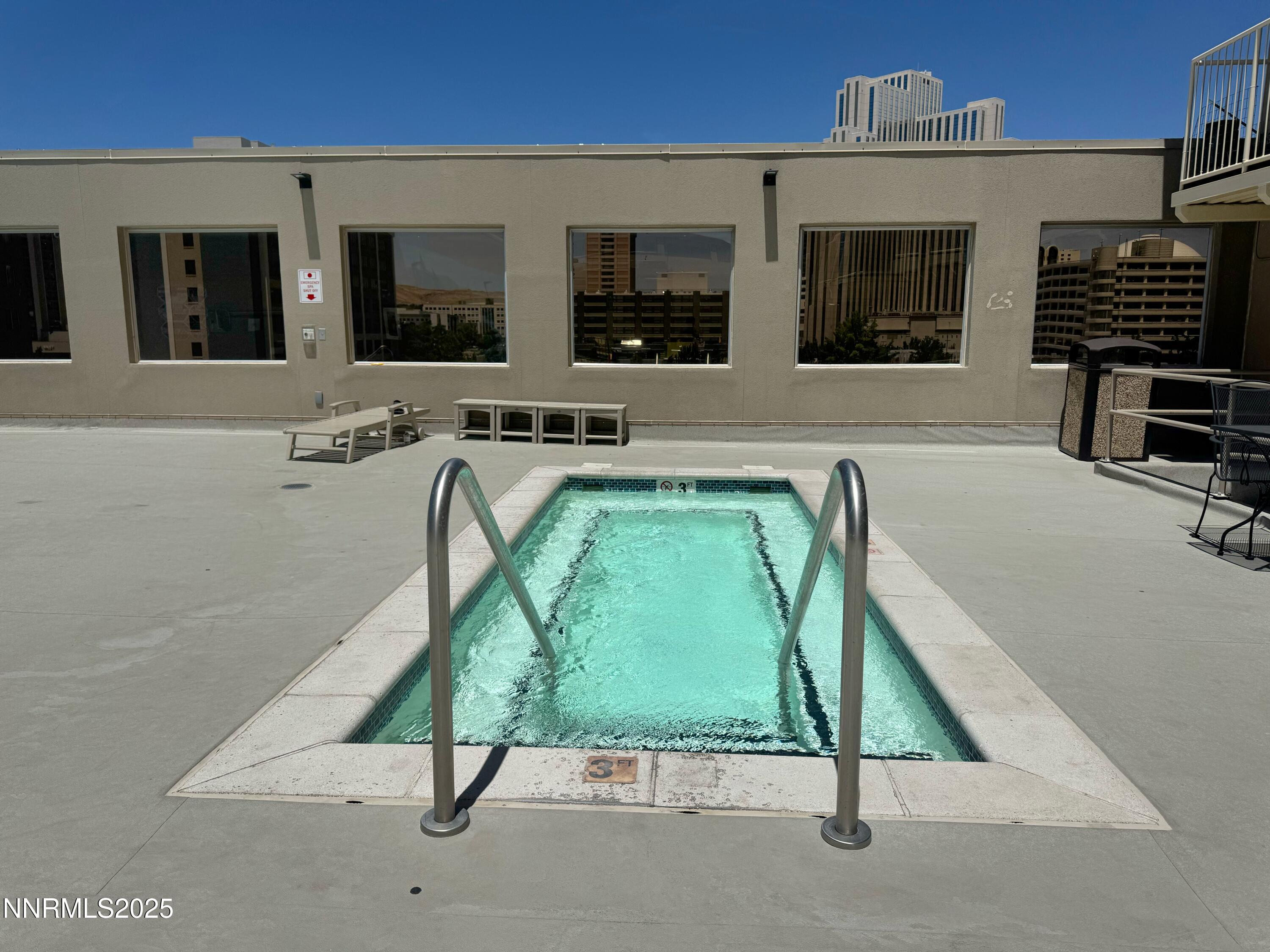 200 W 2nd Street, 1107