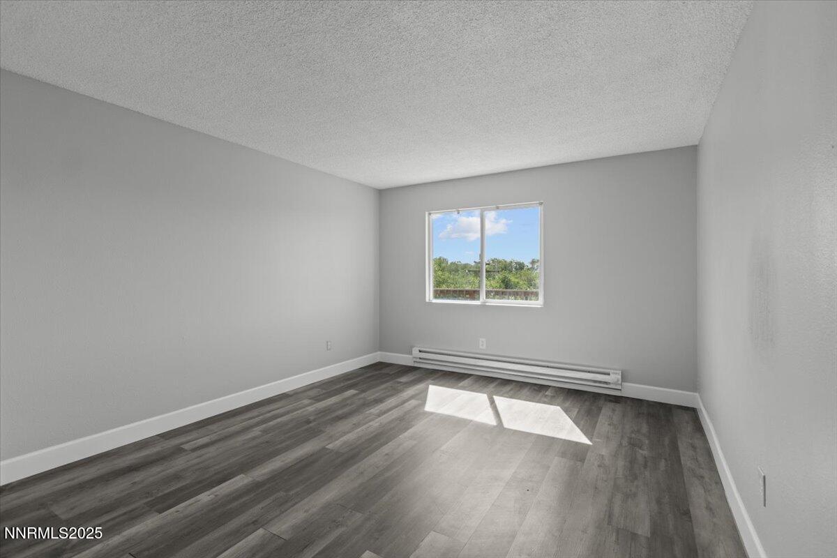 2090 Highview Court 7