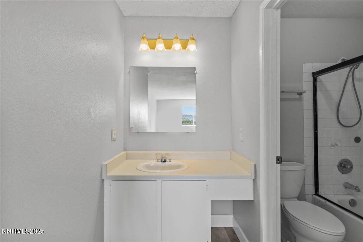 2090 Highview Court 7