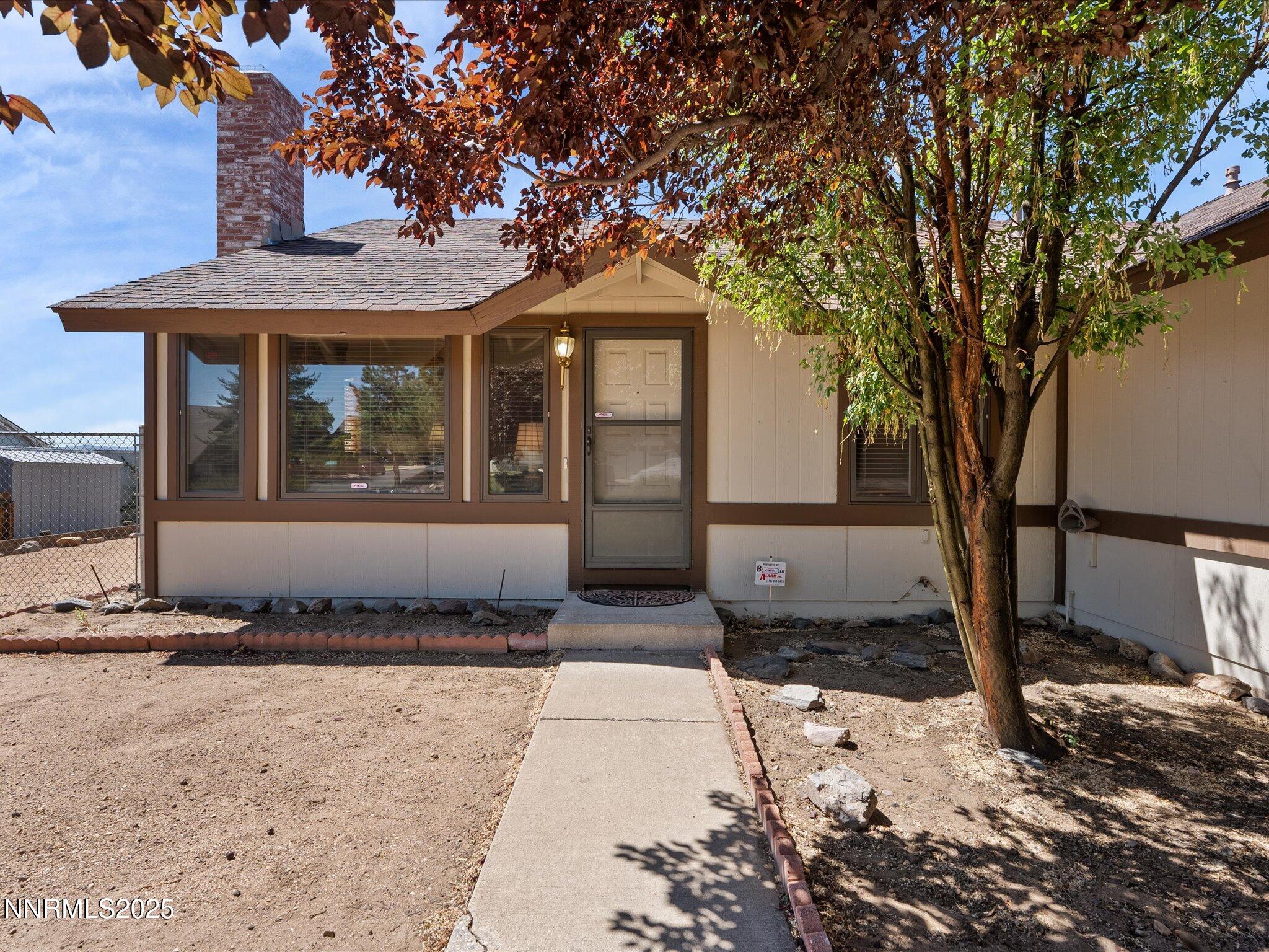 3852 Bexley Square