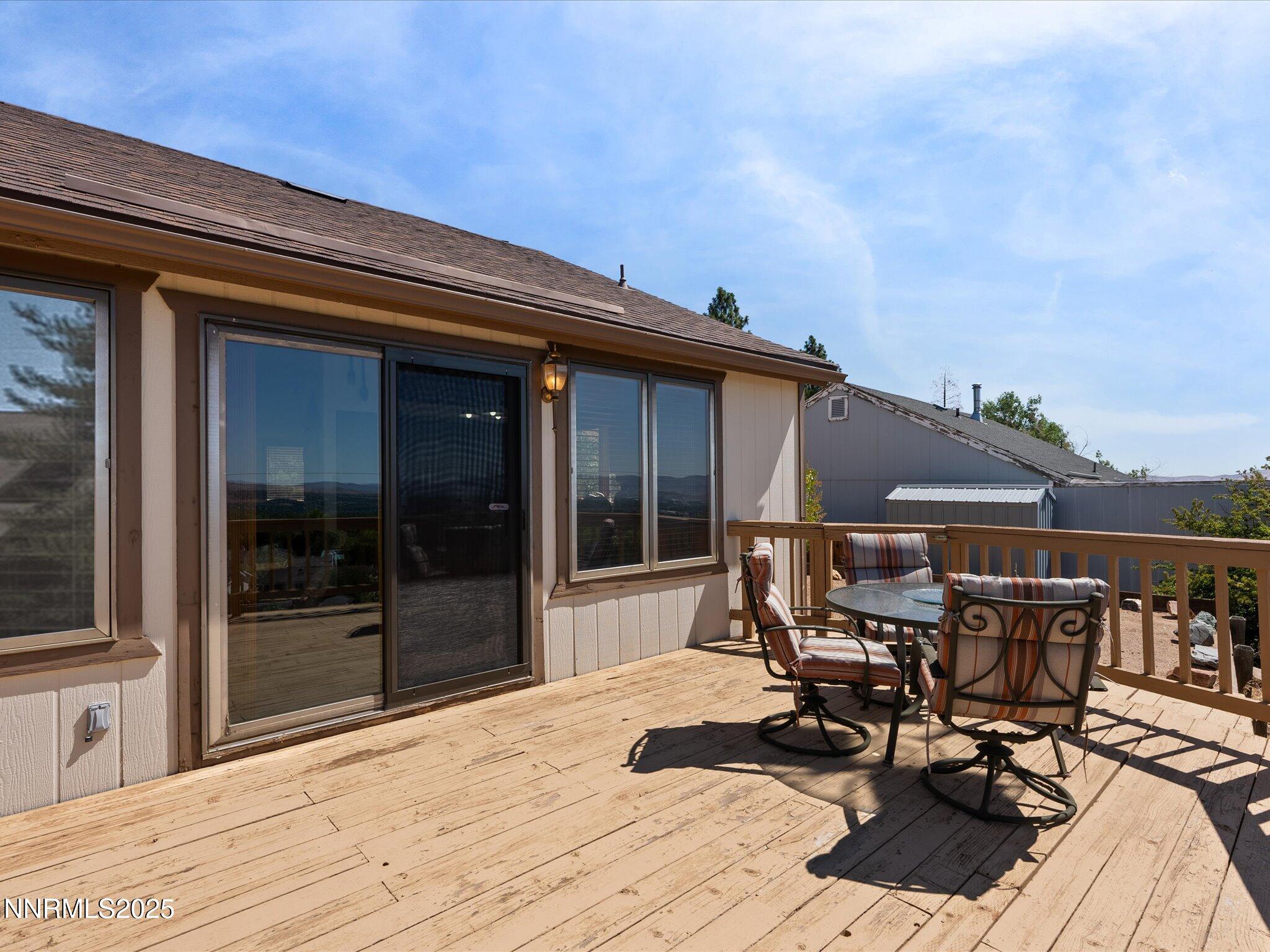 3852 Bexley Square