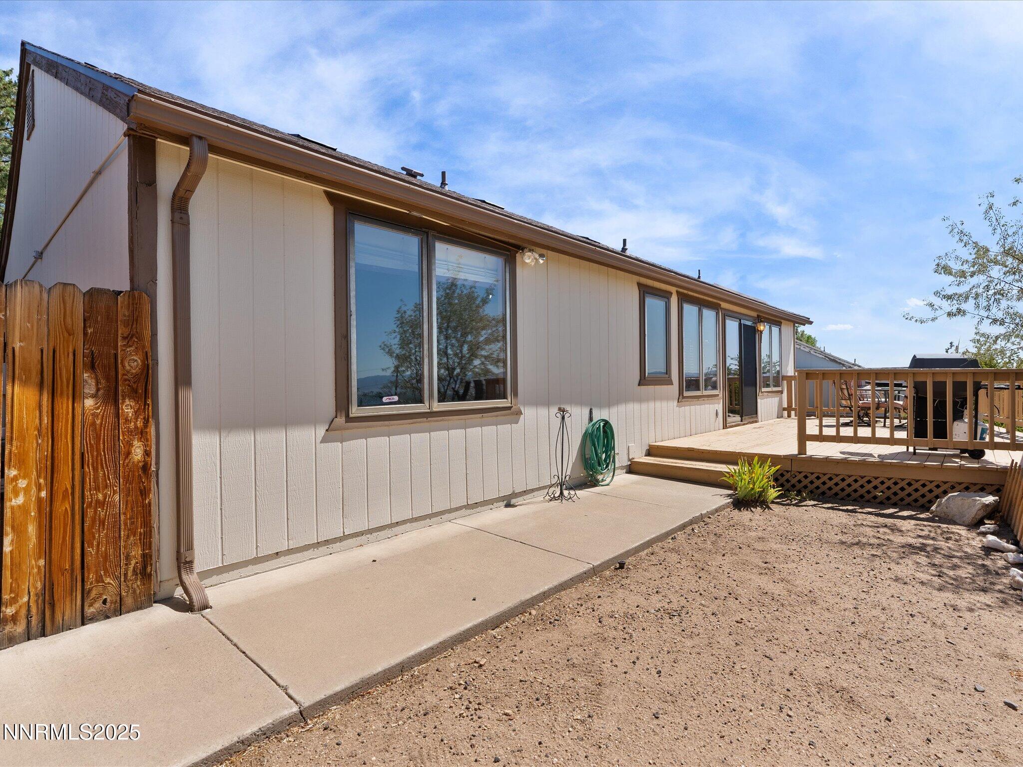 3852 Bexley Square