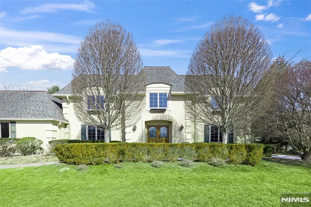 7 Klein Court