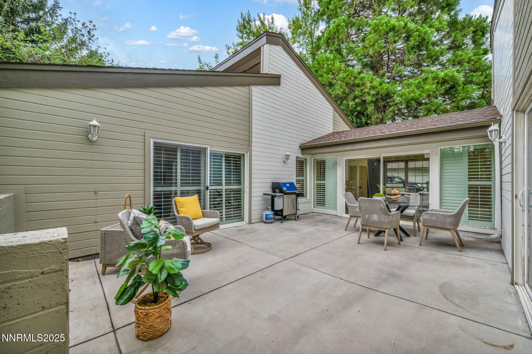 3904 Henry Court