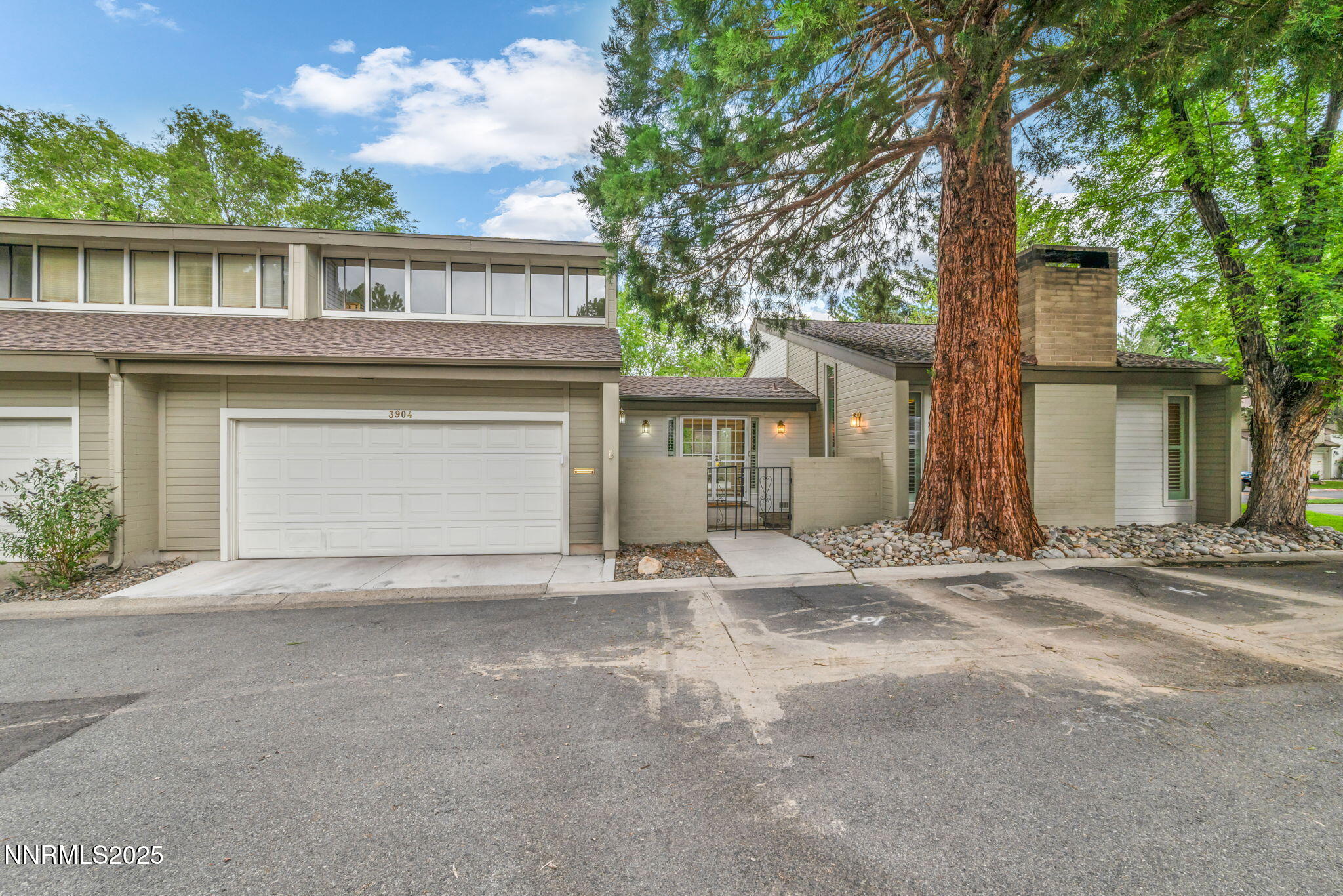 3904 Henry Court