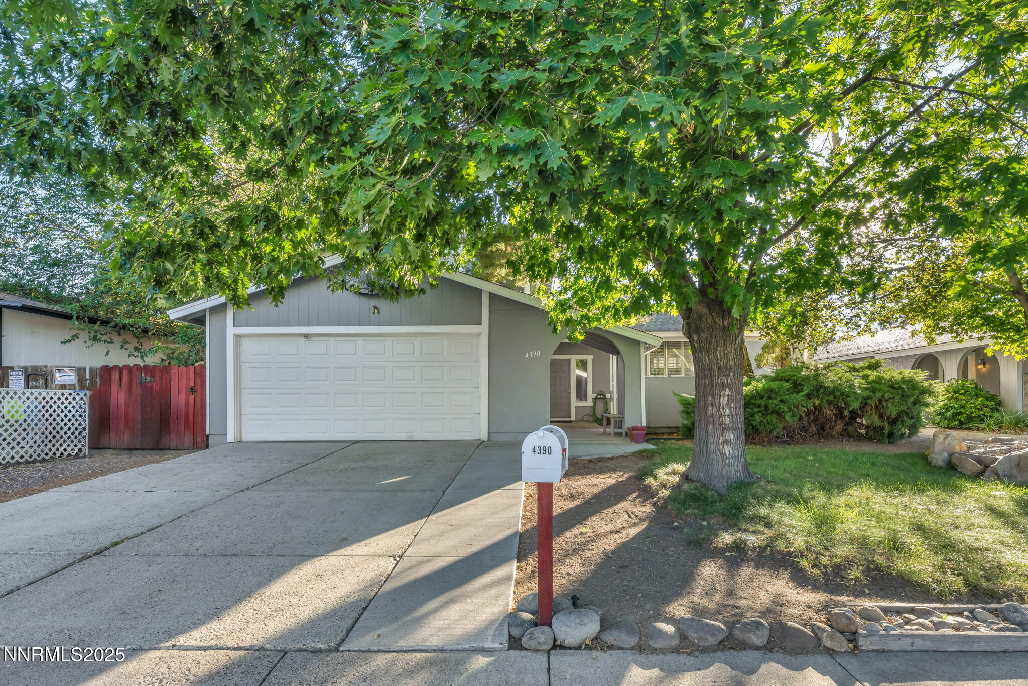 4390 Reggie Road