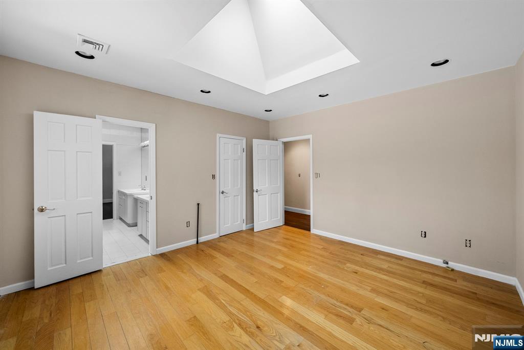 91 Carnot Avenue
