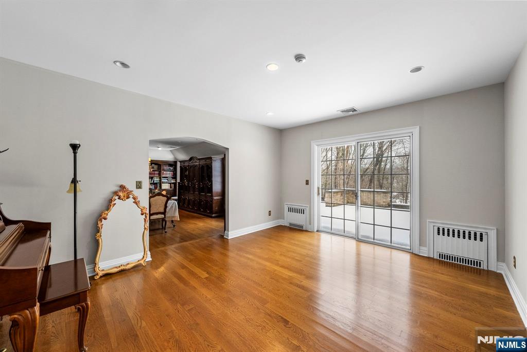 91 Carnot Avenue