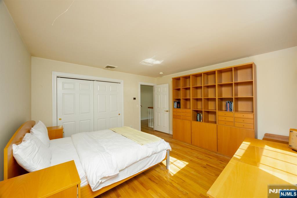 3 Woodcrest Lane