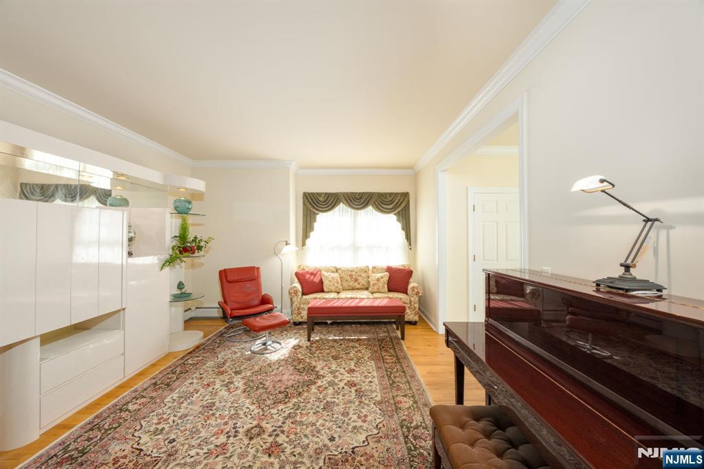 3 Woodcrest Lane