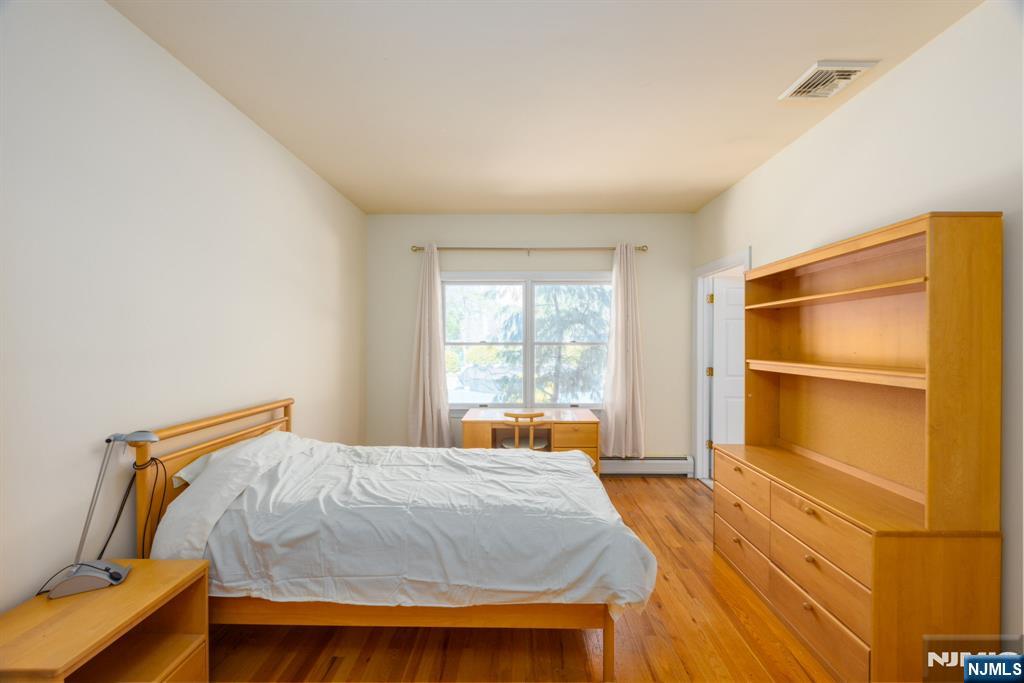 3 Woodcrest Lane