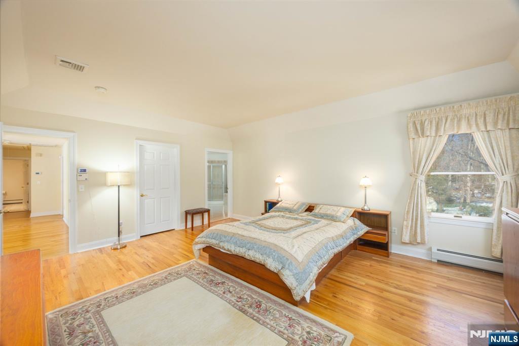 3 Woodcrest Lane