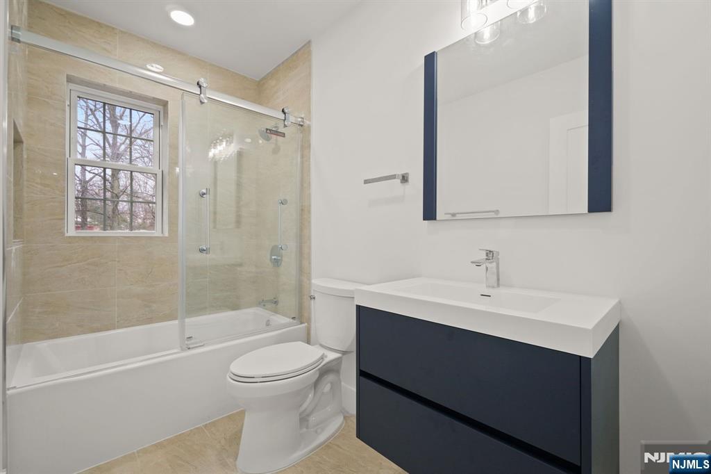 417 B Frances Lane