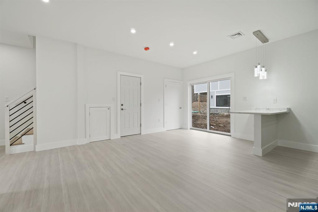417 B Frances Lane
