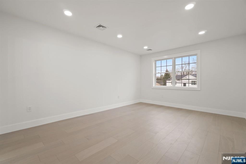 417 B Frances Lane