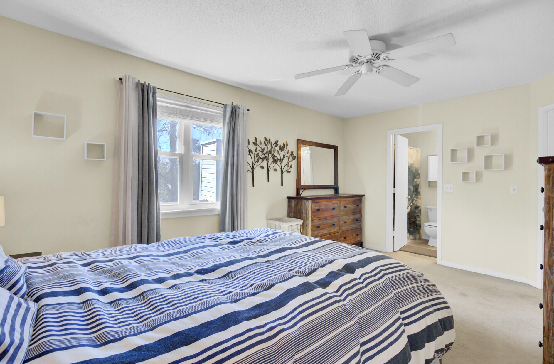 1263 Marshview Drive