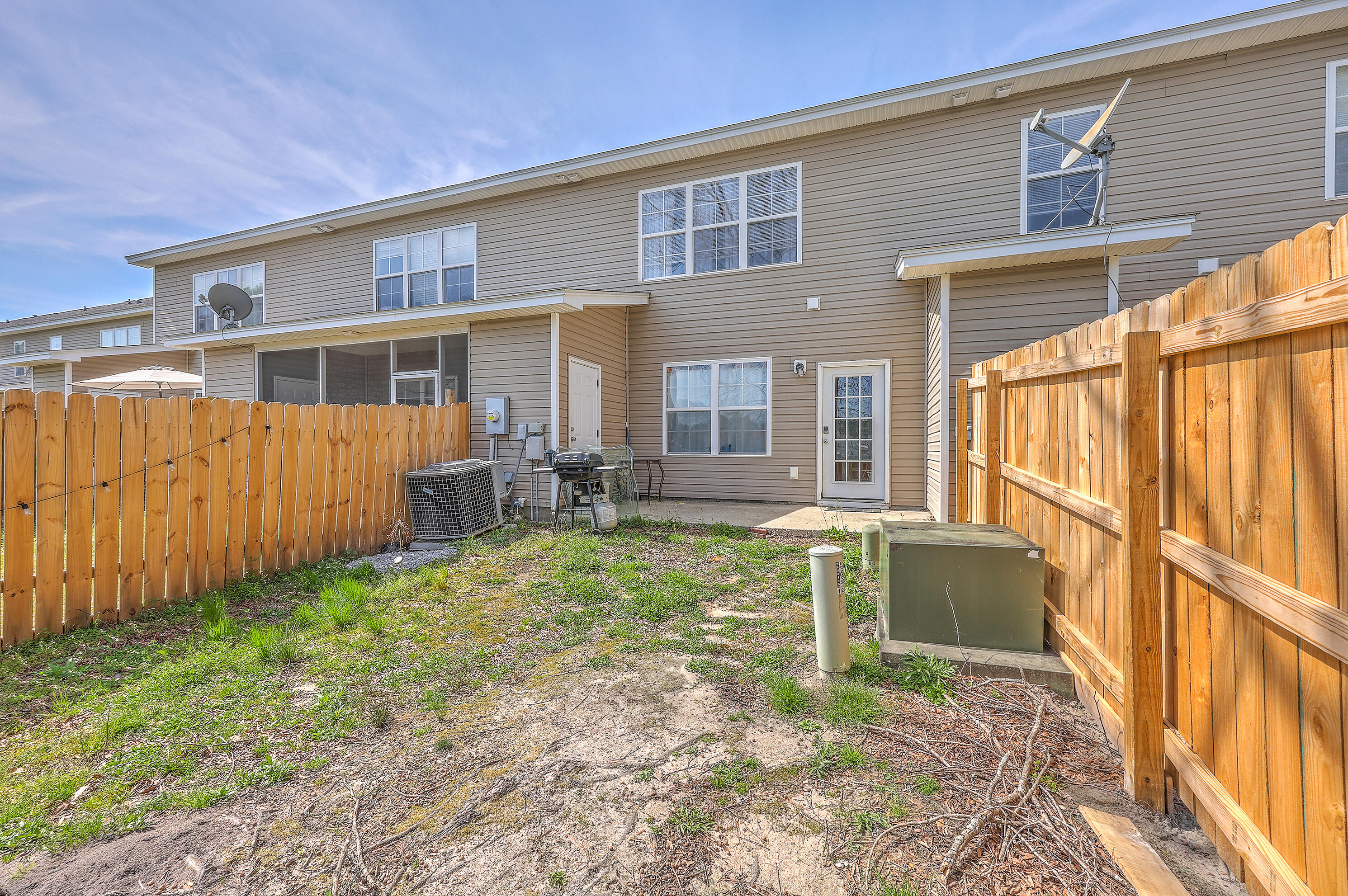 118 Lamplighter Lane