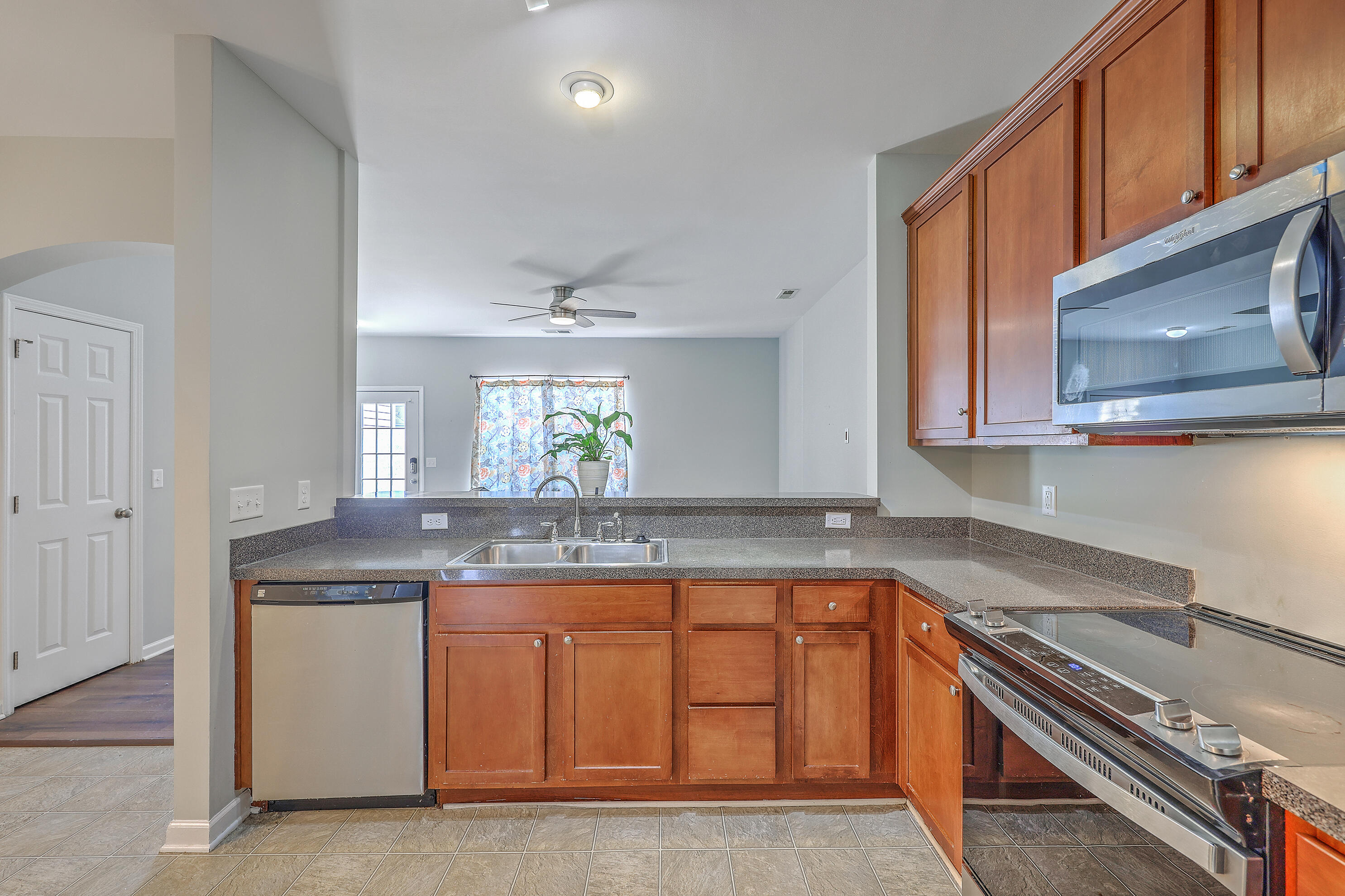 118 Lamplighter Lane