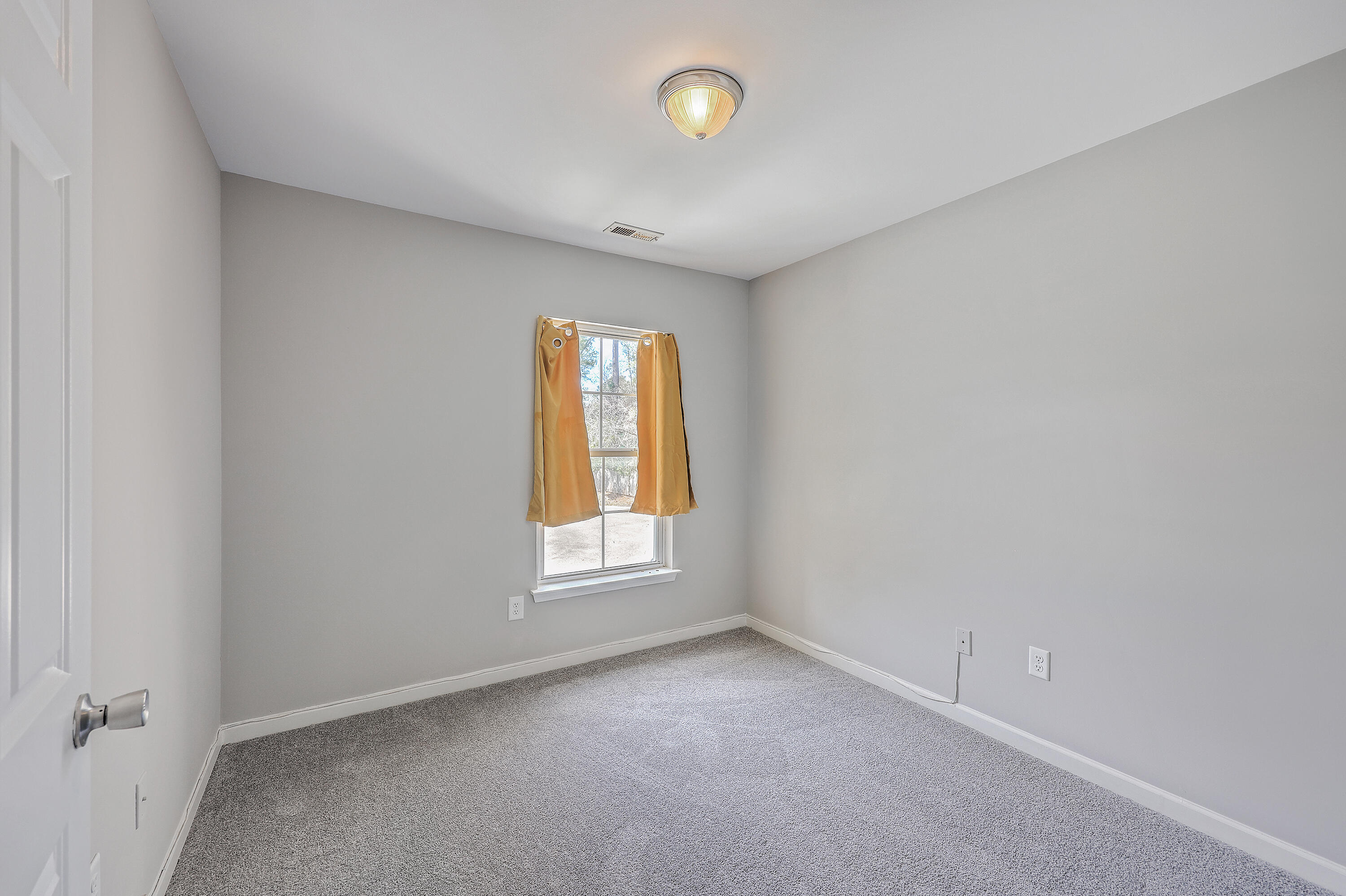 118 Lamplighter Lane