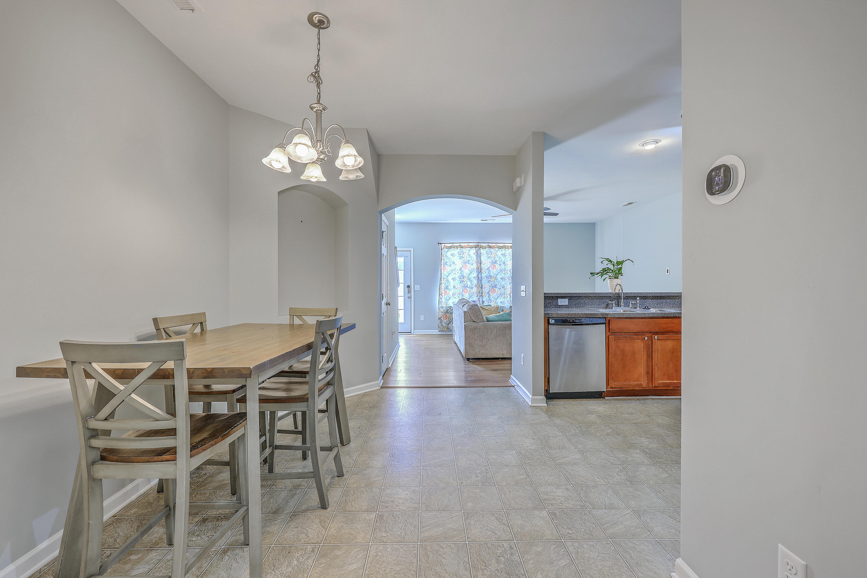 118 Lamplighter Lane