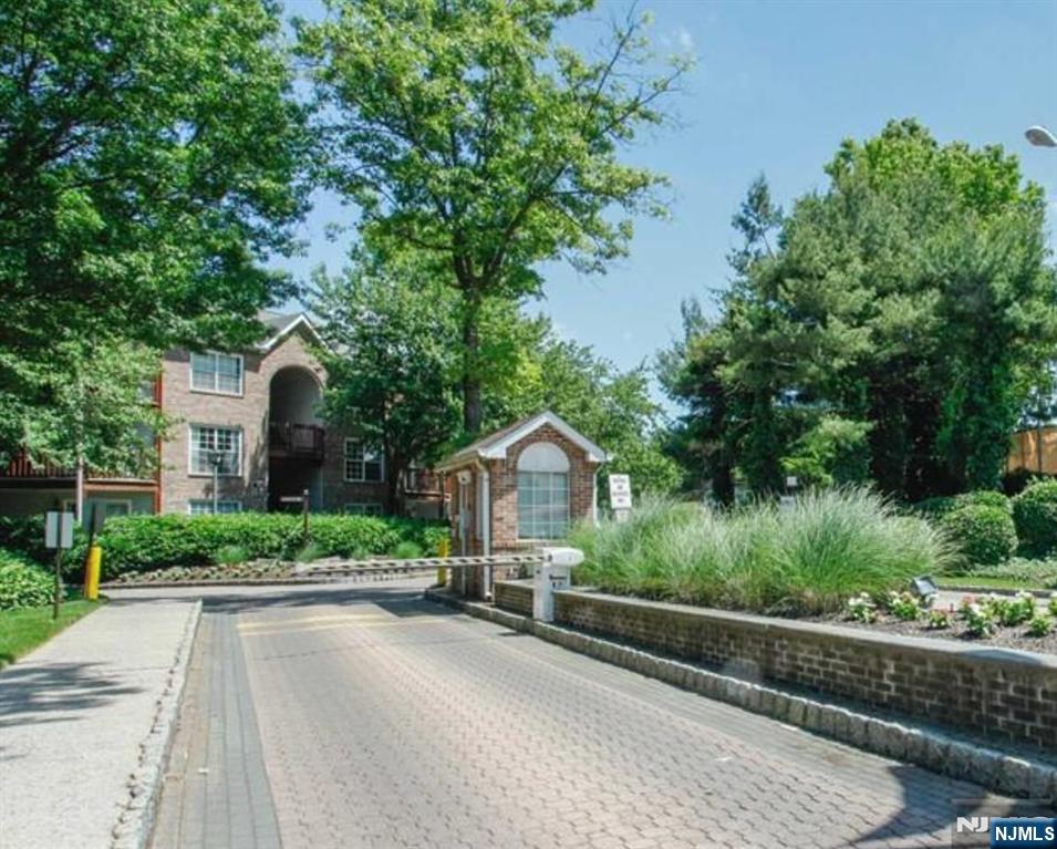 176 Lynette Drive